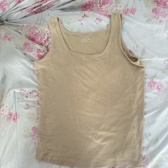 Colorful Tank and Tee Collection - Picture 2 of 7